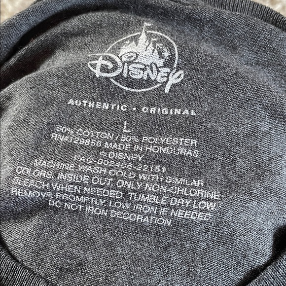 DISNEY || *NEW* Disneyland Shirt Adult Large - Picture 9 of 9
